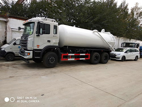 東風(fēng)吸糞車(chē) 吸污車(chē)廠家價(jià)格 東風(fēng)吸糞車(chē)多少錢(qián)